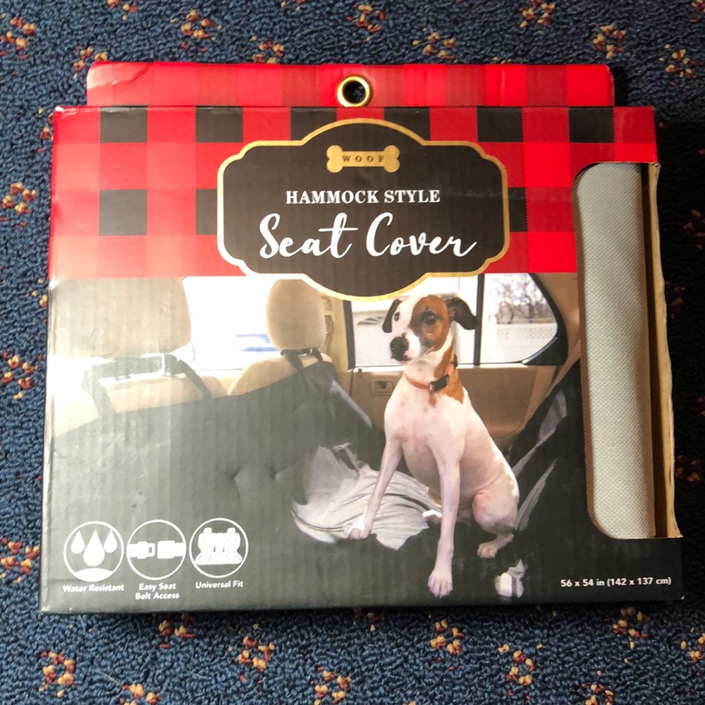 NWT seat cover for car dogs